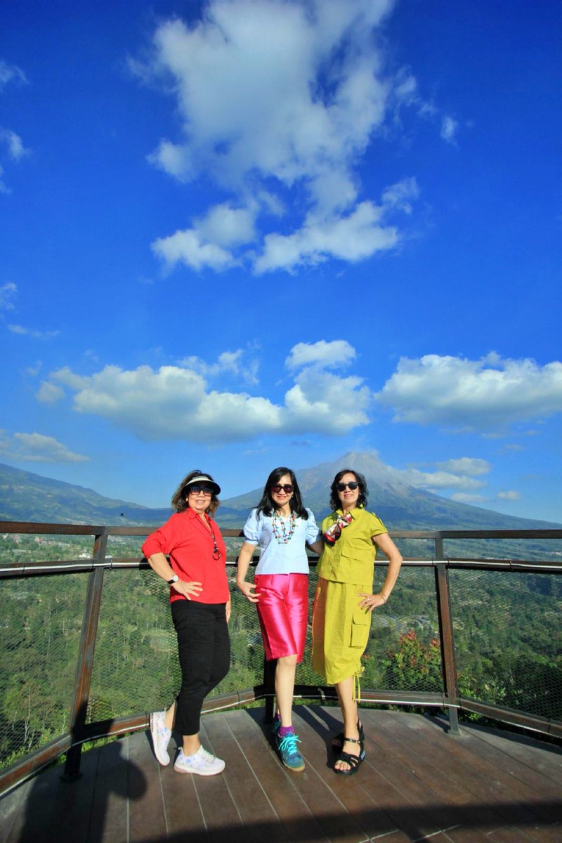 JogjaExplore's tweet photo. Melayani dengan senang hati wisata ke Jogja selama 4 hari dengan obyek wisata Dieng, Pantai Timang, dan wisata Jogja lainnya. Admin
Info lebih lengkap klik https://t.co/xOcESjHqRi
#dieng #timang #pakettour #jogjawisata #explorejogja https://t.co/4B1wdwmGCR