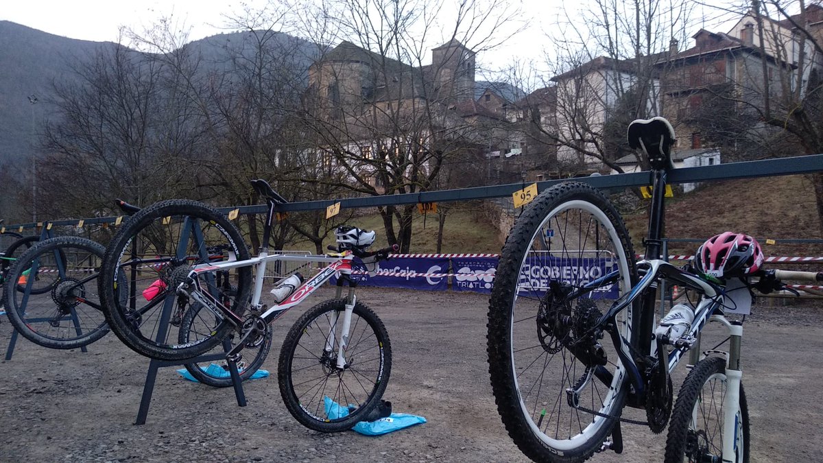 #FETRIAnsó Información importante para el Campeonato de #España y de #Aragón de Triatlón de Invierno 2024 #SomosTriatlon

▶️ acortar.link/0ZTSgn

<a href="/FatriFederacion/">FATRI</a> <a href="/MayencosTri/">Mayencos Triatlón</a> <a href="/TurismoAnso/">Turismo Ansó</a> <a href="/cJacetania/">Comarca Jacetania</a>