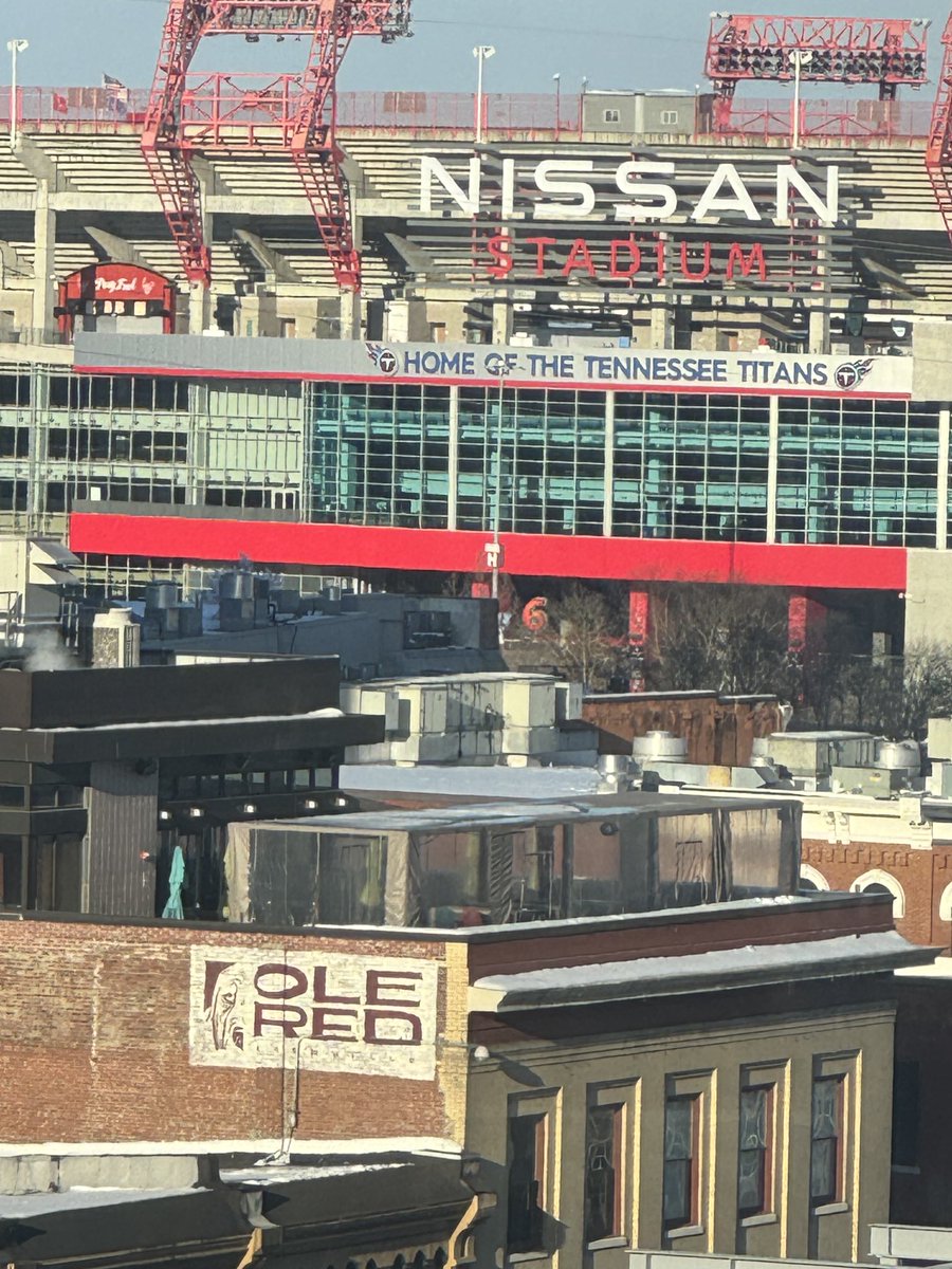 Beautiful view from my Executive Suite Hilton Downtown Nashville. Last minute bday getaway &amp; leave Midwest so called blizzard 🥶, kinda normal in Michigan but Jan.11 it was 60 there but arrived to record snow &amp; cold in Nashville 1/17-1/22. Heck I’ve visited South Florida &amp; snow🤷🏻‍♂️
