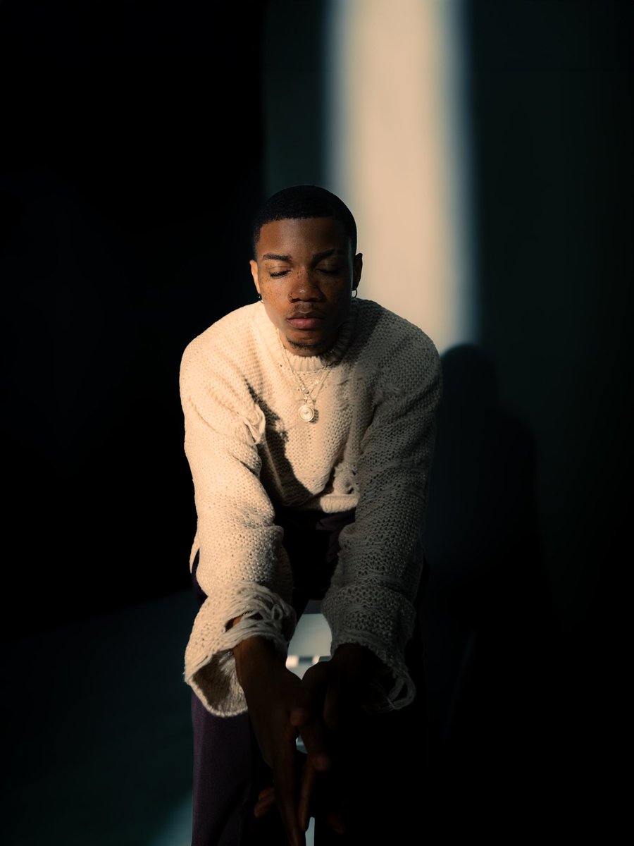 davidsanyaa's tweet photo. Something light, with superstar @KiDiMusic 

#shotbydavidsanyaa https://t.co/v35rIajGOi