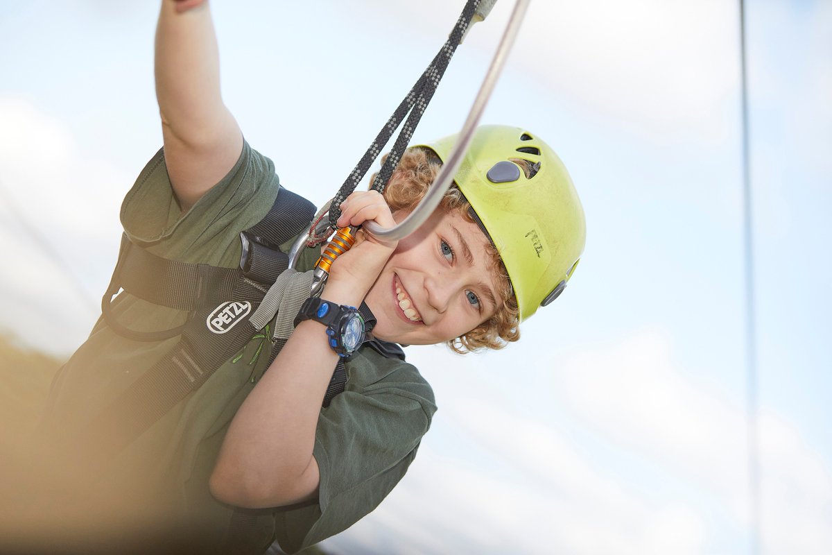 ExploreEssex's tweet photo. Our friends at @EssexOutdoors are offering #HalfTerm #ActivityDays for only £20 per child. 🛶😊🌳  

Keep your 8-16-year-olds active and #entertained this half term, making memorable experiences in the #outdoors.  Find out more https://t.co/kErpbMtw8y https://t.co/7G6JBK3aqZ