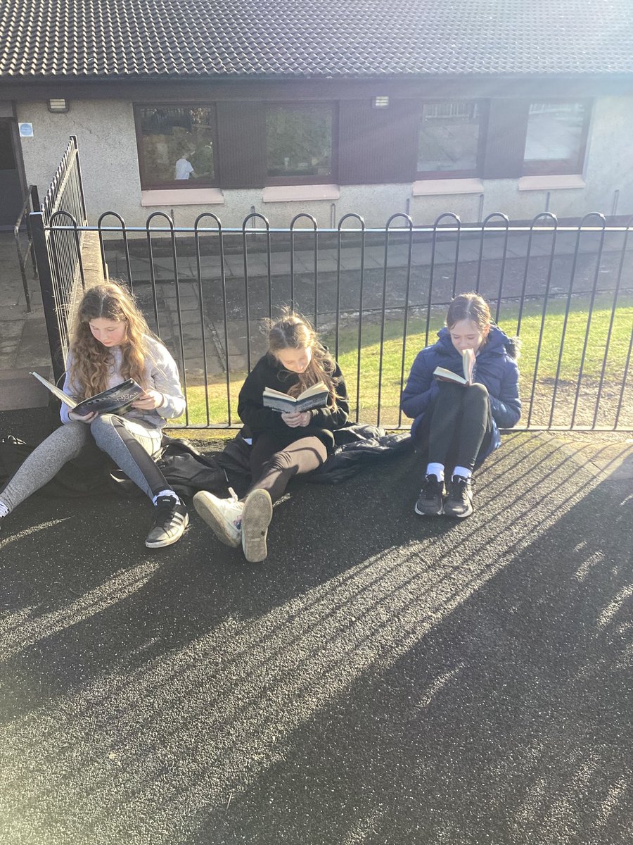 Carmondean PS tweet media