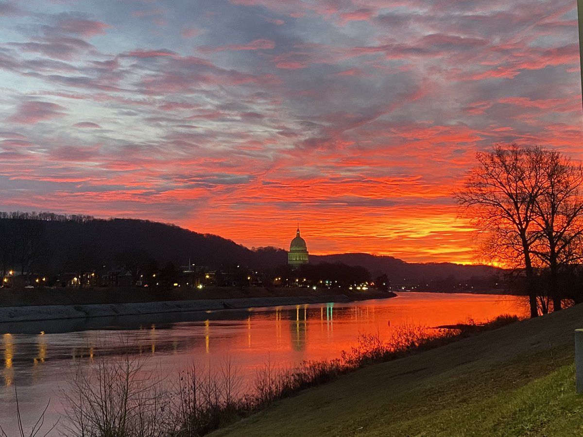 Red Skies and Red Rivers. <a href="/SpencerWeather/">Spencer Adkins</a>