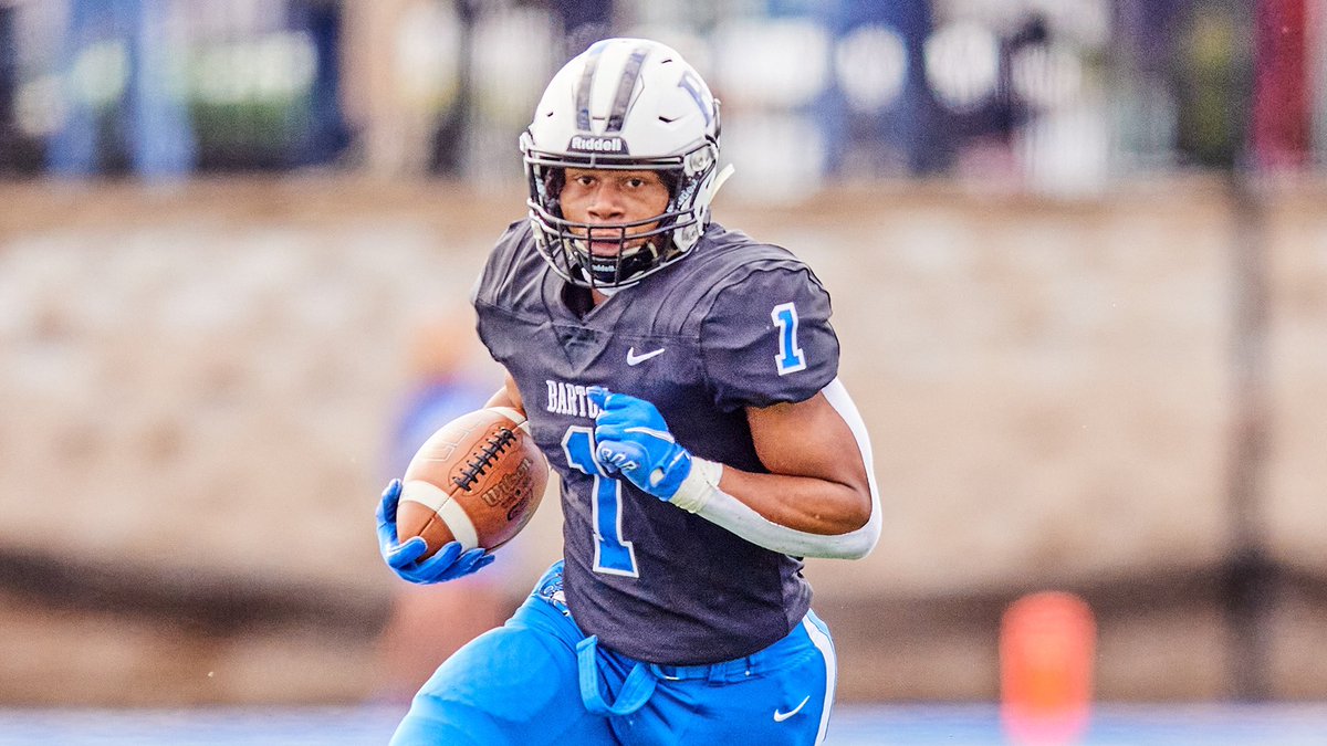 Zyhir8x's tweet photo. After an amazing conversation with @CoachBurnetteBC very blessed and grateful to receive a 🅰️thletic Scholarship Offer (D2)from @barton_fb . Go Bulldogs 🐶@BerryFootballNC https://t.co/Dj05aedUuX