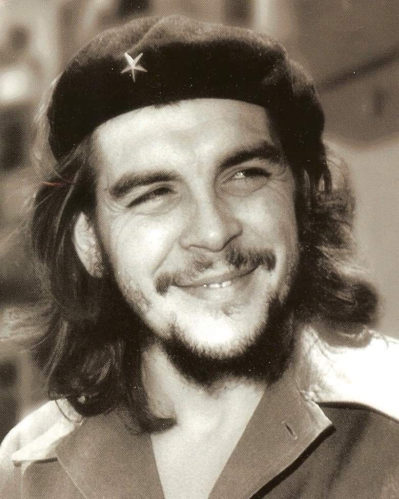 Cuba seguirá sintiendo al Che como hijo de esta tierra. 

#CheVive #MujeresEnRevolución