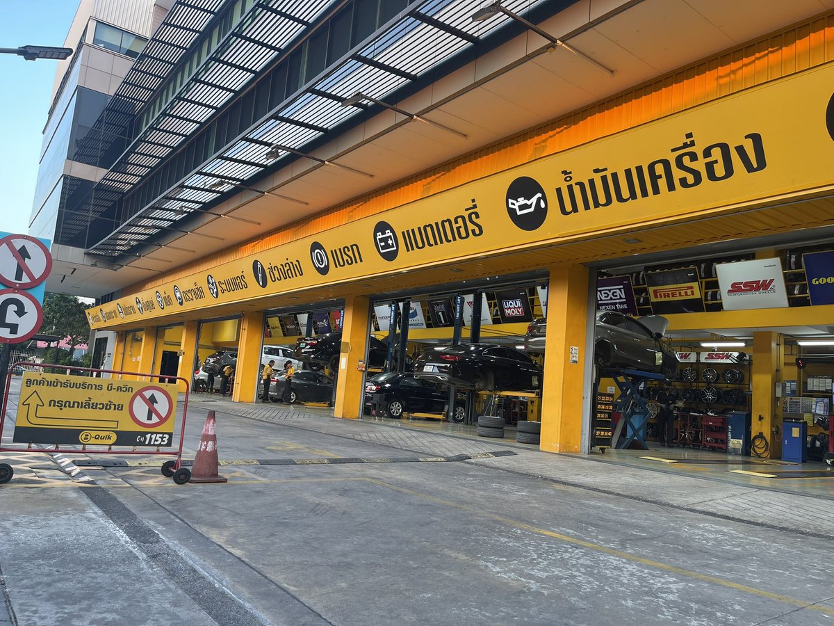 pangwan_p's tweet photo. @BQuik_Official เพิ่งสมัครสมาชิกพร้อมเปลี่ยนยาง 4 เส้น เพราะพรีเซ็นเตอร์ค่ะ https://t.co/6morqf3SSR