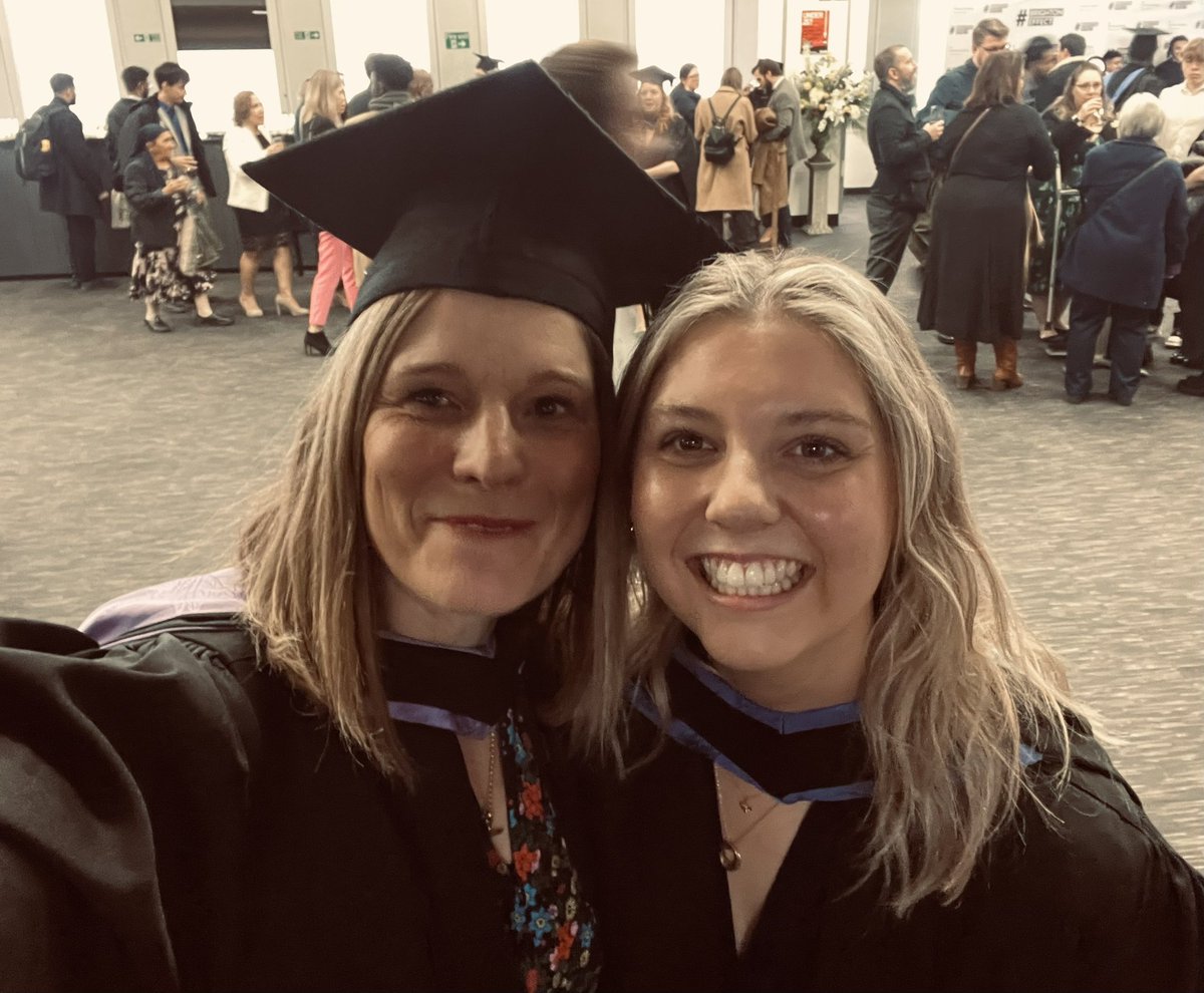 lisbundock's tweet photo. Hugely proud of these #teacherapprentice legends graduating today. So good to hear of the amazing work they are doing in their schools & the difference they are making to the young people they work with ๐ ๐ ๐คฉ #proud
#brightonforever
#brightoneffect
#brightonuniversity https://t.co/1f6UW96Yka