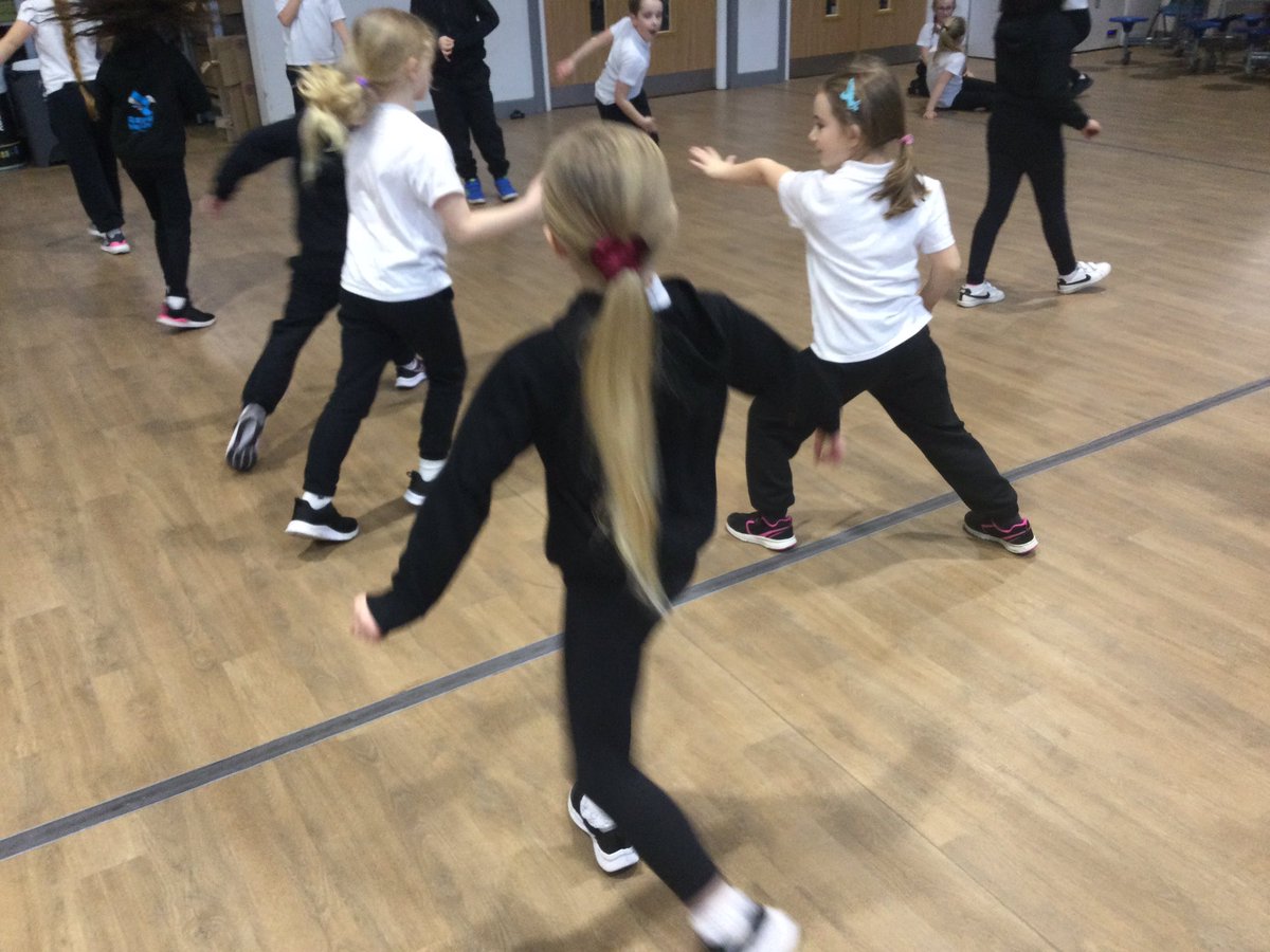 RTPS_Year3A's tweet photo. During PE today, we created a dance routine to show where we were going on a trip either in outer space, a forest, the mountains or under the sea. We created a routine of 24 beats and tried to be as synchronised as we could. Here are some videos of our performance. https://t.co/DZFknbnQfq