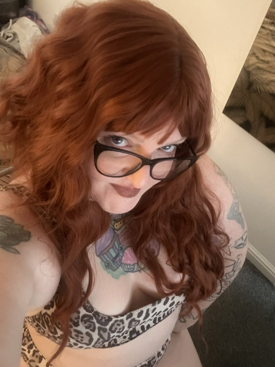 rubyravenous's tweet photo. I’m on Cam and Call Iive till 3pm today come and say hello on @AdultWorkcom my link is in my Bio #camwork #redhead #tattooed #mistress #submissive #BBW #boobs https://t.co/YVyuxHUOli
