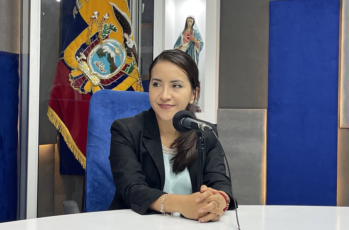 HIAyoraLoja's tweet photo. #ElNuevoEcuador | Con el objetivo de ofrecer información importante el @HIAyoraLoja desarrollará una casa abierta el próximo 14 de febrero desde las 10:00. @joa_granda invita a ser parte de este espacio así como de un ciclo de conferencias dirigido al personal de salud. https://t.co/5oVsK3D4br