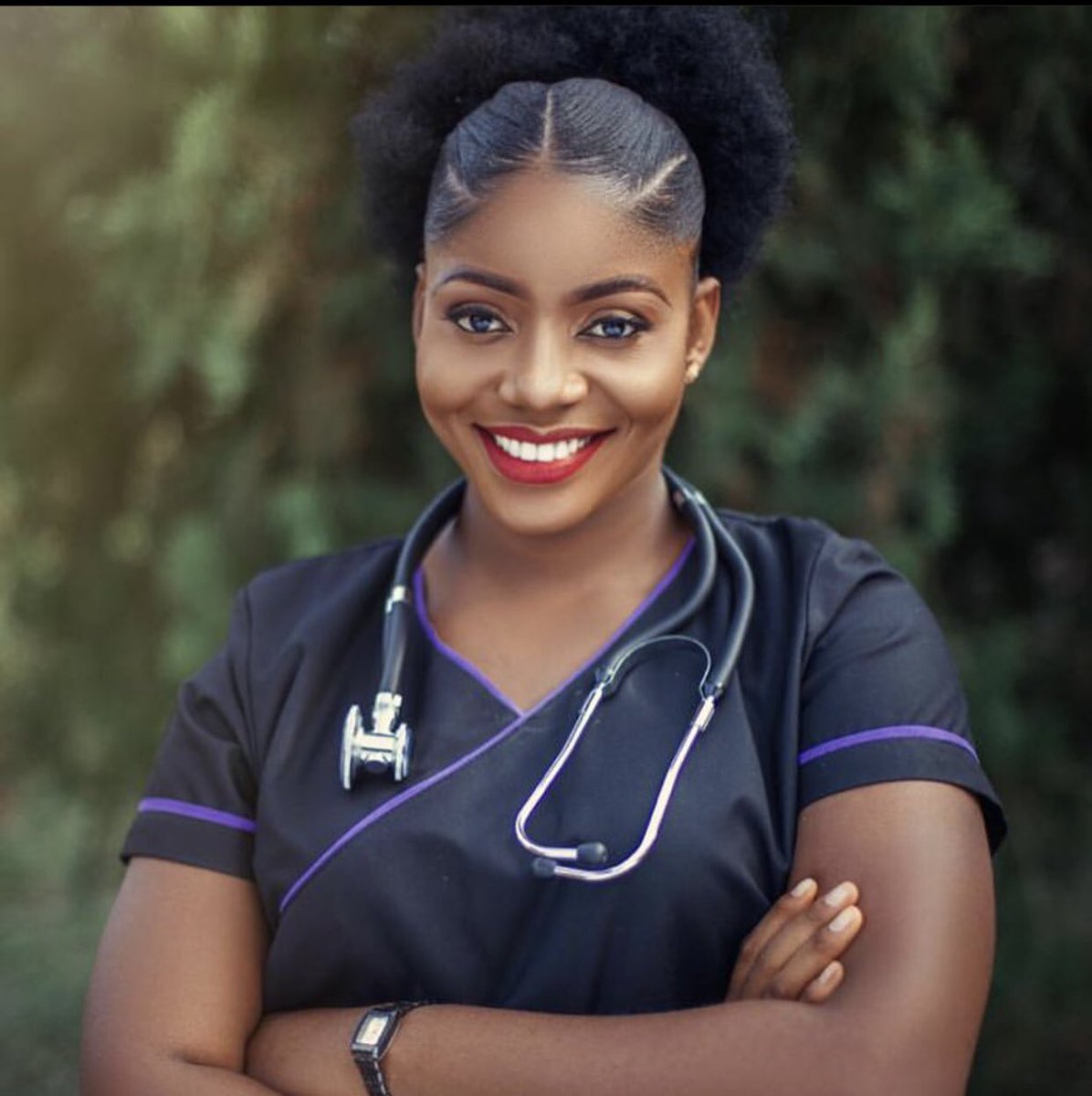 nurseogo's tweet photo. When I say I am not backing down despite the whole threats just know I am damn serious, incase you are looking for the face behind this account, this is me.
I am proud to be a nurse and I say no to any nurse oppression.
#NotoNMCNVerificationrule 
#yestonursingreformation
#12thfeb2024