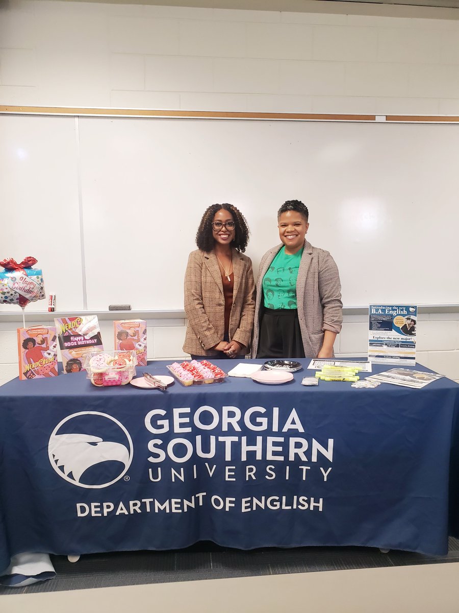blerdsmith's tweet photo. Yesterday was so awesome! I got to celebrate NerdCrush's 1 year anniversary and speak about my experience becoming a published author at my alma mater. Thank you 
@GeorgiaSouthern
 and everyone who attended! 💗 https://t.co/V9MoW0vxX0