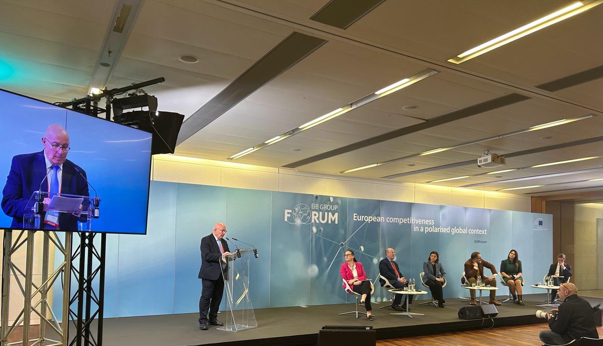 A pleasure to open Panel 7 of #EIBForum today. The panel exchanged views on EU innovators & regulators in the financial sector so EU firms can remain at the forefront of innovation and breakthrough technologies, such as #AI, #cryptography and #quantum computing
@EIB 
@EIF_EU