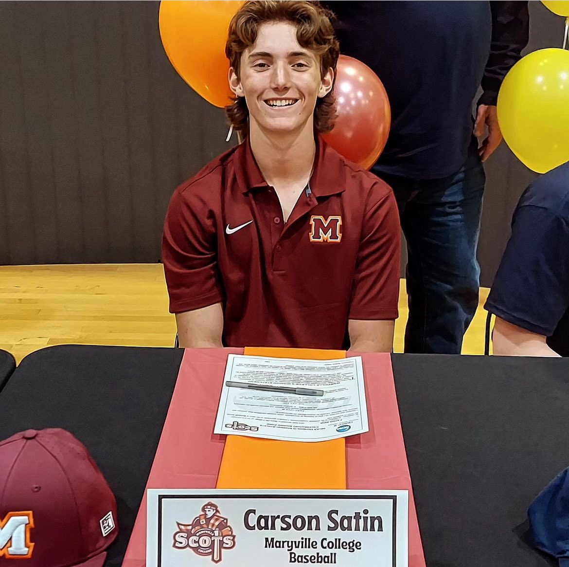 slhsbaseballvjv's tweet photo. Congratulations to @CarsonSatin on signing his NLI to continue his baseball career at @MCScots Baseball. We look forward to watching you shine! #classof2024 #NLI #sunlakebaseball https://t.co/2H2Gzq1xDc