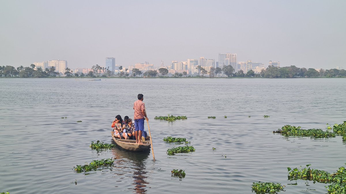 Andrew007Uk's tweet photo. Today I showed my @FCDOGovUK colleagues from both Delhi and London The Wetlands which, as someone put it, are the Kidney of Kolkata.

We need to protect and preserve such unique ecosystems - here a buffer between the city and the Sunderbands and source of livelihood for many 💚 https://t.co/eMN8B2VLPN