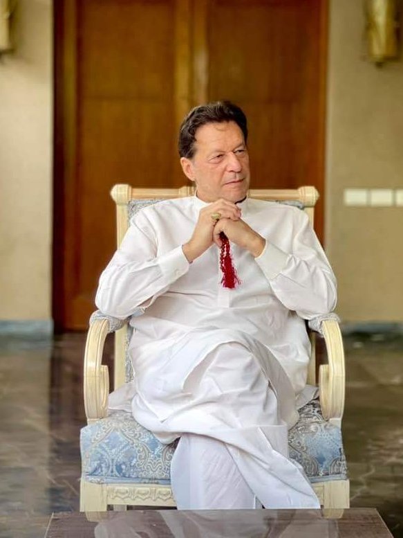 Salman_Offcl's tweet photo. لاجواب فرمائش ہے اس دل کی
پھر سے PM بنانا ہے اور صرف تمہیں ہی بنانا ہے😍❤
#ووٹ_قیدی_عمران_خان_کا 
#عمران_خان_تو_آئے_گا https://t.co/Dz88F56Qg6
