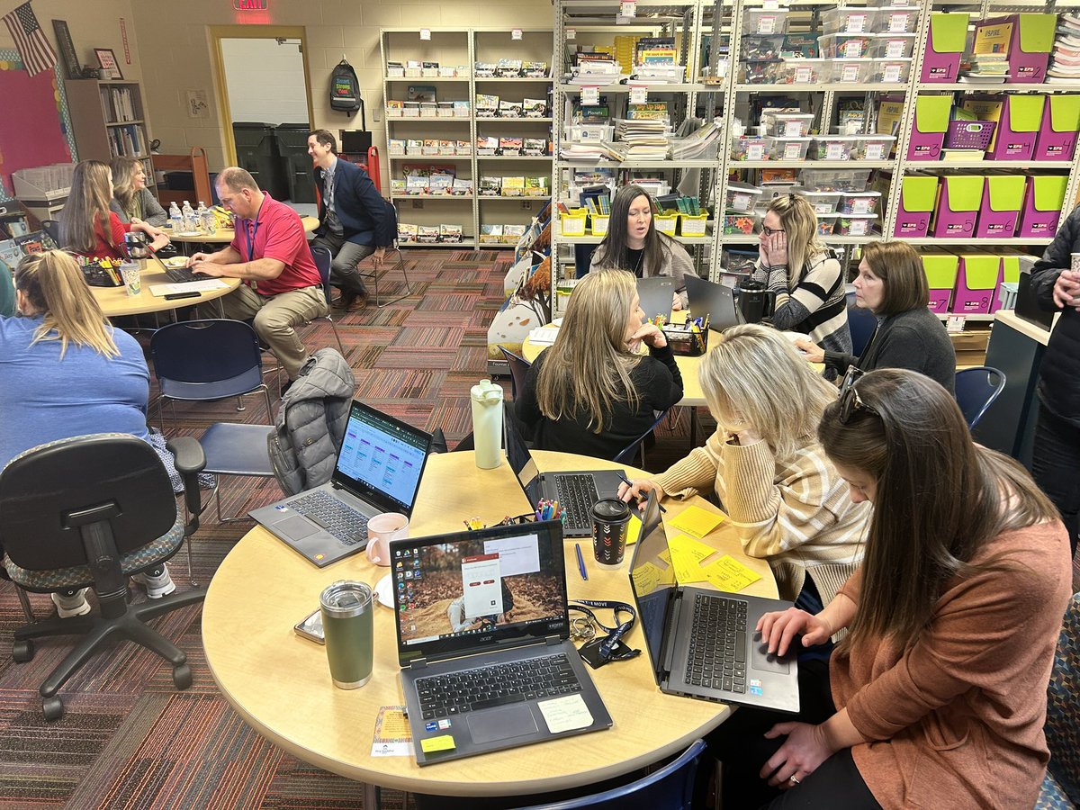3rd grade planning meeting this morning- this team knows how to collaborate to create intentional, flexible, and differentiated small-groups! <a href="/RyanBrittonEdu/">Ryan Britton</a> <a href="/Hamilton_HLE/">Highland Elementary</a> <a href="/MrsWagonfield/">Megan Wagonfield</a> <a href="/beccaware/">Rebecca Ware</a>