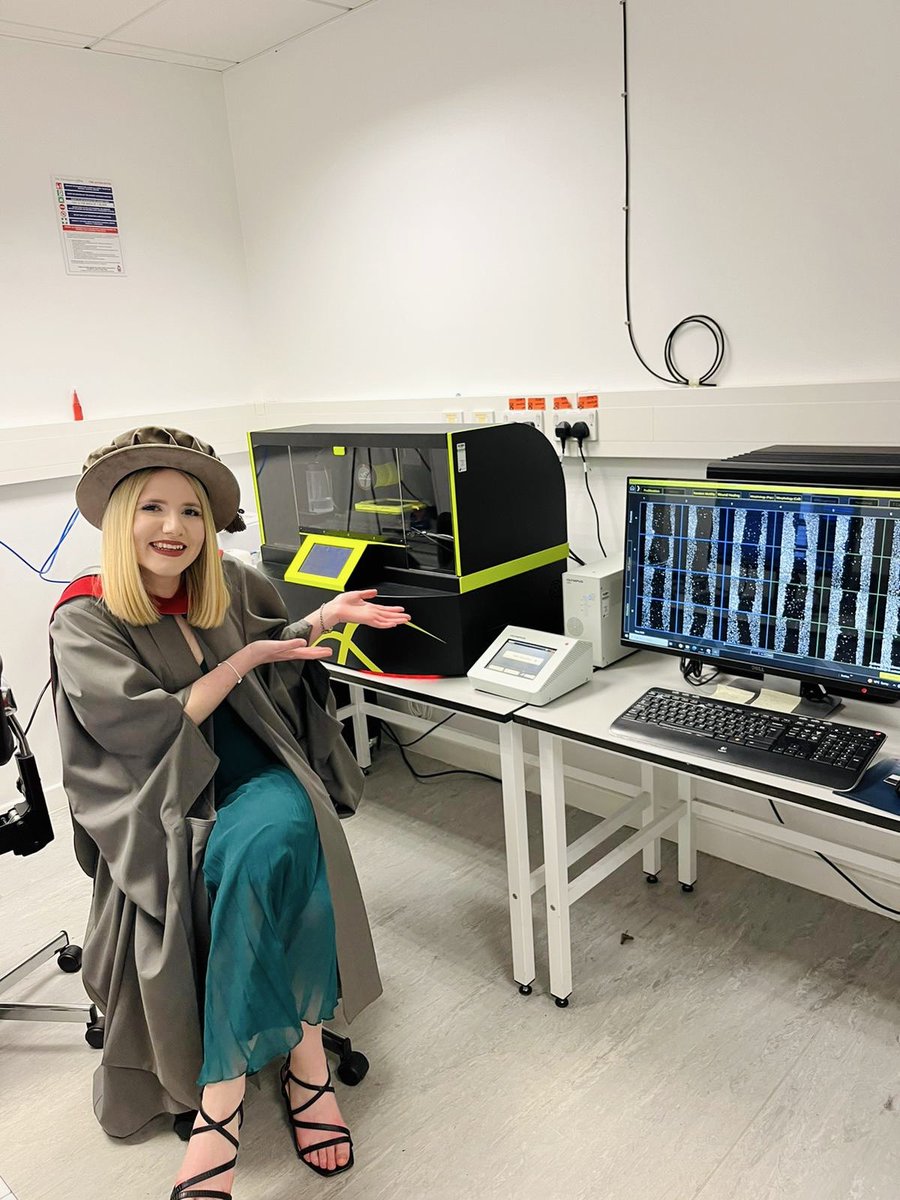Laura Wiggins (@laura_wiggins13) on Twitter photo And, of course, I had to get a picture with the <a href="/PhaseFocus1/">Phasefocus</a> Livecyte after the copious hours I’ve spent on it this past 4 years! 😂
<a href="/YorkBioimaging/">Peter O'Toole</a> And, of course, I had to get a picture with the <a href="/PhaseFocus1/">Phasefocus</a> Livecyte after the copious hours I’ve spent on it this past 4 years! 😂
<a href="/YorkBioimaging/">Peter O'Toole</a>