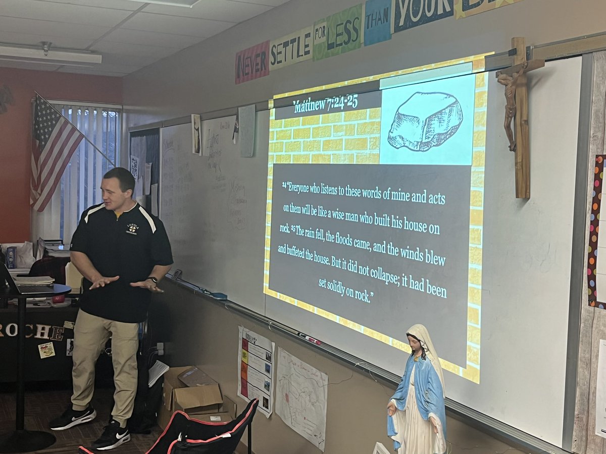 Great turnout of over 20+ Loyola Student-Athletes at our first FCA Huddle of the year! 

Mr. Vine @D3_WeightsGuy did a great job of explaining how important a strong foundation is whether it’s in sports , academics, or life you need a strong foundation to be your best!