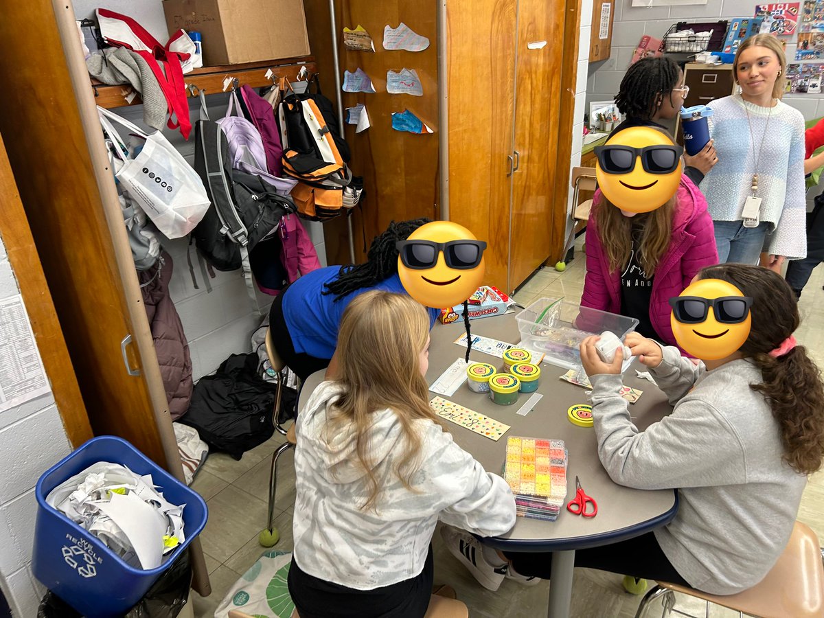 On top of it being the 100th Day of School, we also celebrated Global School Play Day with our students and staff. This event promoted imaginative play, problem solving, and student to student interaction 🎲 #GSPD2024