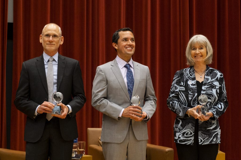 Don't miss your chance to recognize outstanding faculty members by nominating them for the Faculty Awards for Global Excellence! 🏆

📅 Nomination Deadline: February 15
💰 Selected faculty will receive an award of $5,000!

Nominate now! ➡️ global.unc.edu/programs/fundi…