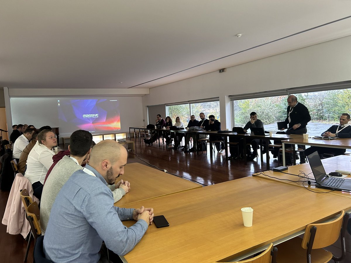 Hot evaluation session has started. Questions and #feedback are provided while discussing the applicability of the #VR technology for the #training of various stakeholders