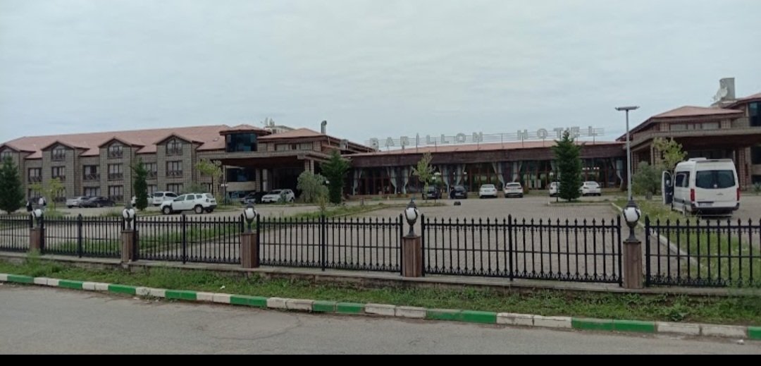 RedseaTurkiye's tweet photo. فندق #بابيلون #ريزا من افضل وافخم الفنادق في ريزه المطلة على البحر وهو فندق خمس نجوم يحتوي على نادي صحي ويتميز بإجمل إطلالات على البحر والجبل https://t.co/Dgu97b6Ijn
