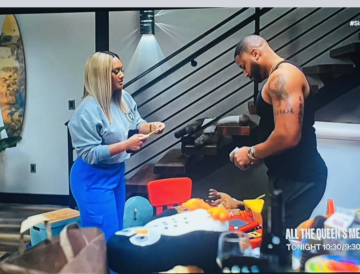 PrincessLeet78's tweet image. ZACKARY!!! 😭😭😭
Fatima like you doin' too Much my Guy!!🤣🤣 Theyll talk though!! 
Haha😜 #SistasZatimaPlus
#CookingwithLisa #onFacebook 
#SistasOnBET