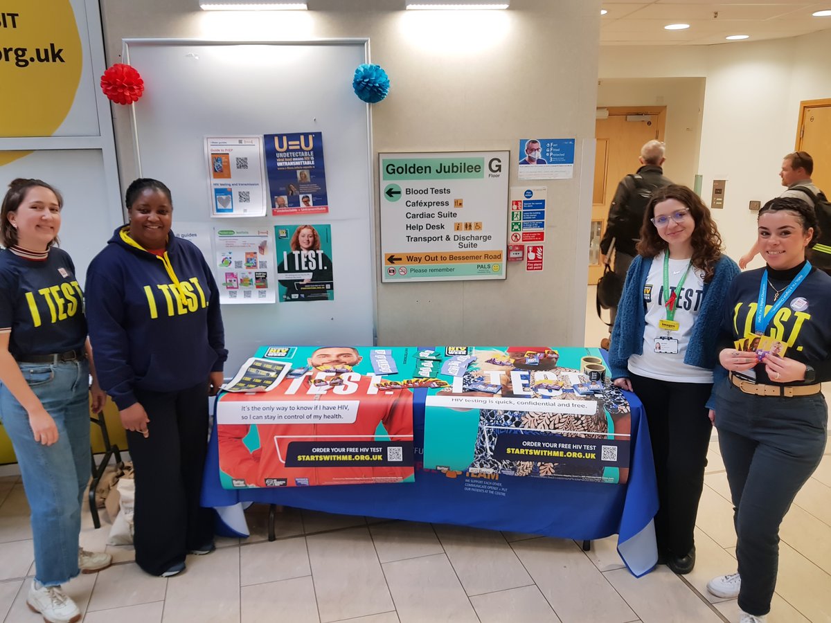 KingsSHC's tweet image. We were proud to have some of our team representing us in the Golden Jubilee Wing at @KingsCollegeNHS today, promoting and educating for #HIVTestingWeek 
Get your free, confidential Test via shl.uk or in our clinics.