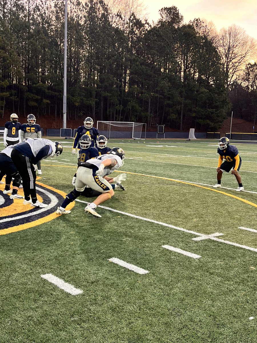 ReinhardtFB's tweet photo. “ The ultimate measure of a man is not where he stands in moments of comfort and convenience, but where he stands at times of challenge and controversy” #PTP #PayThePrice https://t.co/CSp9DzbXS4