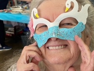 EVatBloomington's tweet photo. Evergreen Village residents take their party prep very seriously and will be in costume to celebrate Mardi Gras. Residents chose a white mask and began creating the Fat Tuesday spirit. We never miss an opportunity to gather and celebrate together. #mardigras #ittakesavillage https://t.co/tIHxnHV3vT