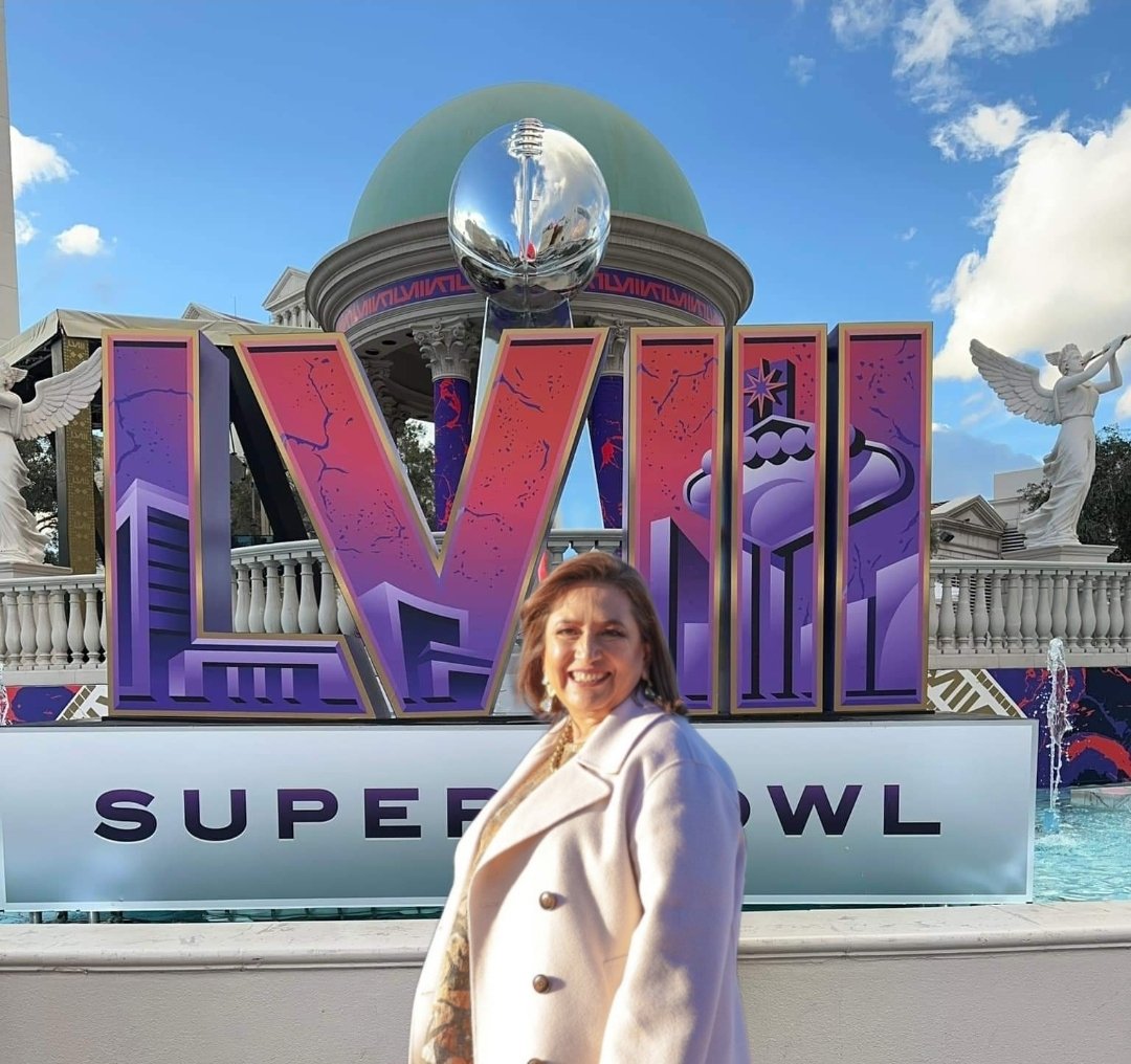 catrina_nortena's tweet photo. #ULTIMAHORA 
🚨 La Panista @XochitlGalvez es invitada al Medio Tiempo del #SuperBowl para cantar su éxito #YujabTuWokDaTok 

Aaaah raza...🤭😂😂 https://t.co/N0bMtcF8Vm