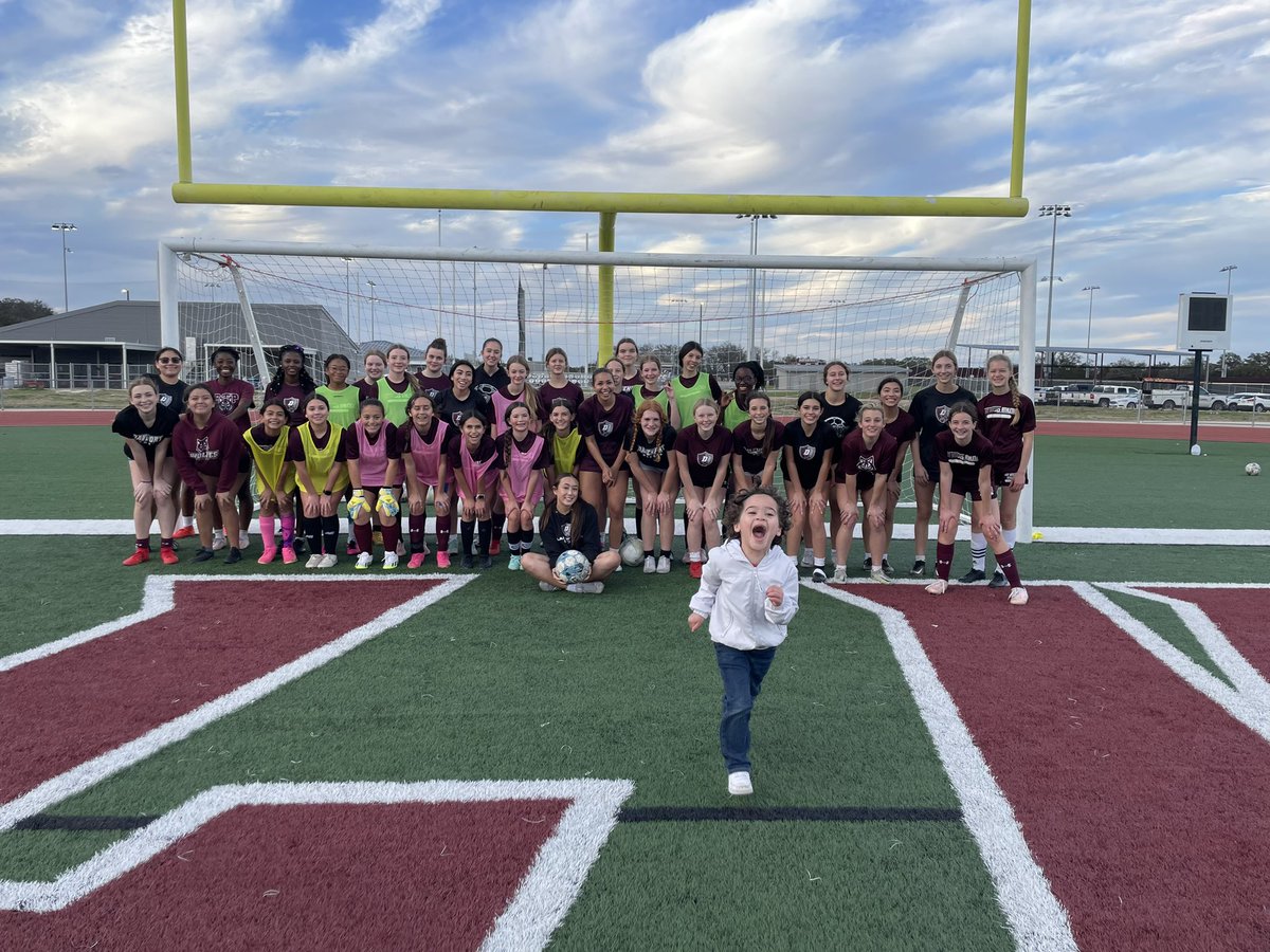 DanvilleMSGirlsAthletics tweet media