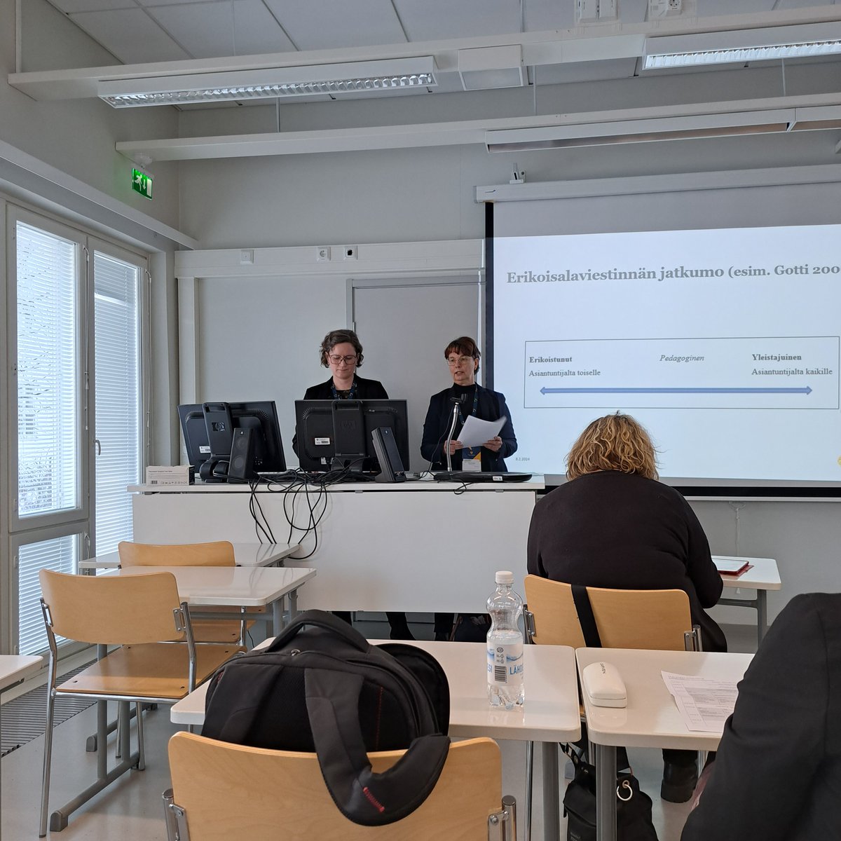 MeKriKo's tweet photo. Puhuimme asiantuntijuudesta ja podcasteista Niina Nissilän kanssa #vakki2024 Aiheena moninaisuus viestinnässä. https://t.co/zpKKNjyKxs