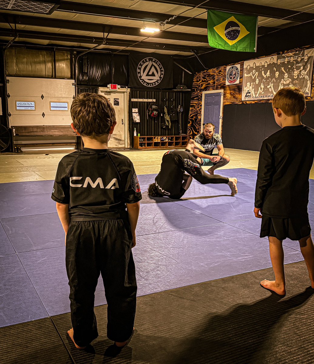CaliberJiuJitsu's tweet photo. 🐺 Join our pack!
Witness your child transform into their best selves, both on and off the mats.
Because at Caliber, we rise by lifting others.
#CaliberKids #FutureChampions #MartialArtsFamily #wisconsinbjj #elkhornwi #CaliberBJJ https://t.co/Fn1EjxwrwJ