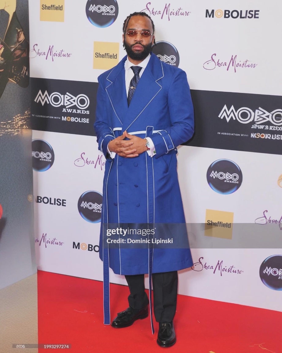 - @MOBOAwards 🕊