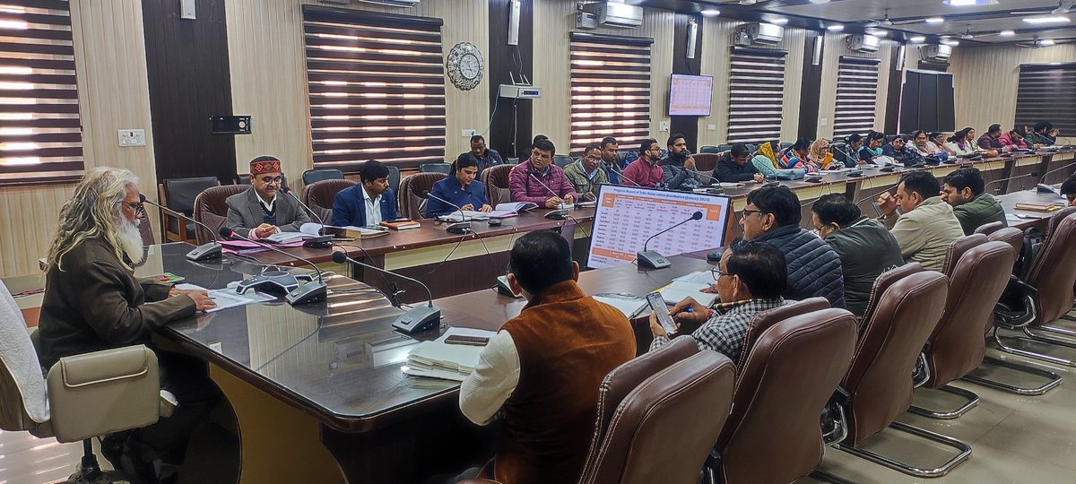 DmSambhal's tweet photo. आज कलेक्ट्रेट सभागार में जिलाधिकारी @mbansal_ias के निर्देशन एवं मुख्य विकास अधिकारी भरत कुमार मिश्रा की अध्यक्षता में जिला पोषण समिति की बैठक का आयोजन किया गया। संबंधित को आवश्यक दिशा निर्देश दिए। @CMOfficeUP @UPGovt @ChiefSecyUP @InfoDeptUP @Comm_Moradabad https://t.co/IsymdVKYYC
