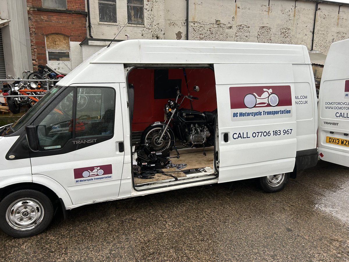 dc_motorcycle's tweet photo. The very fabulous Honda GL1000 Gold Wing transported today https://t.co/q6mb39Zqxy