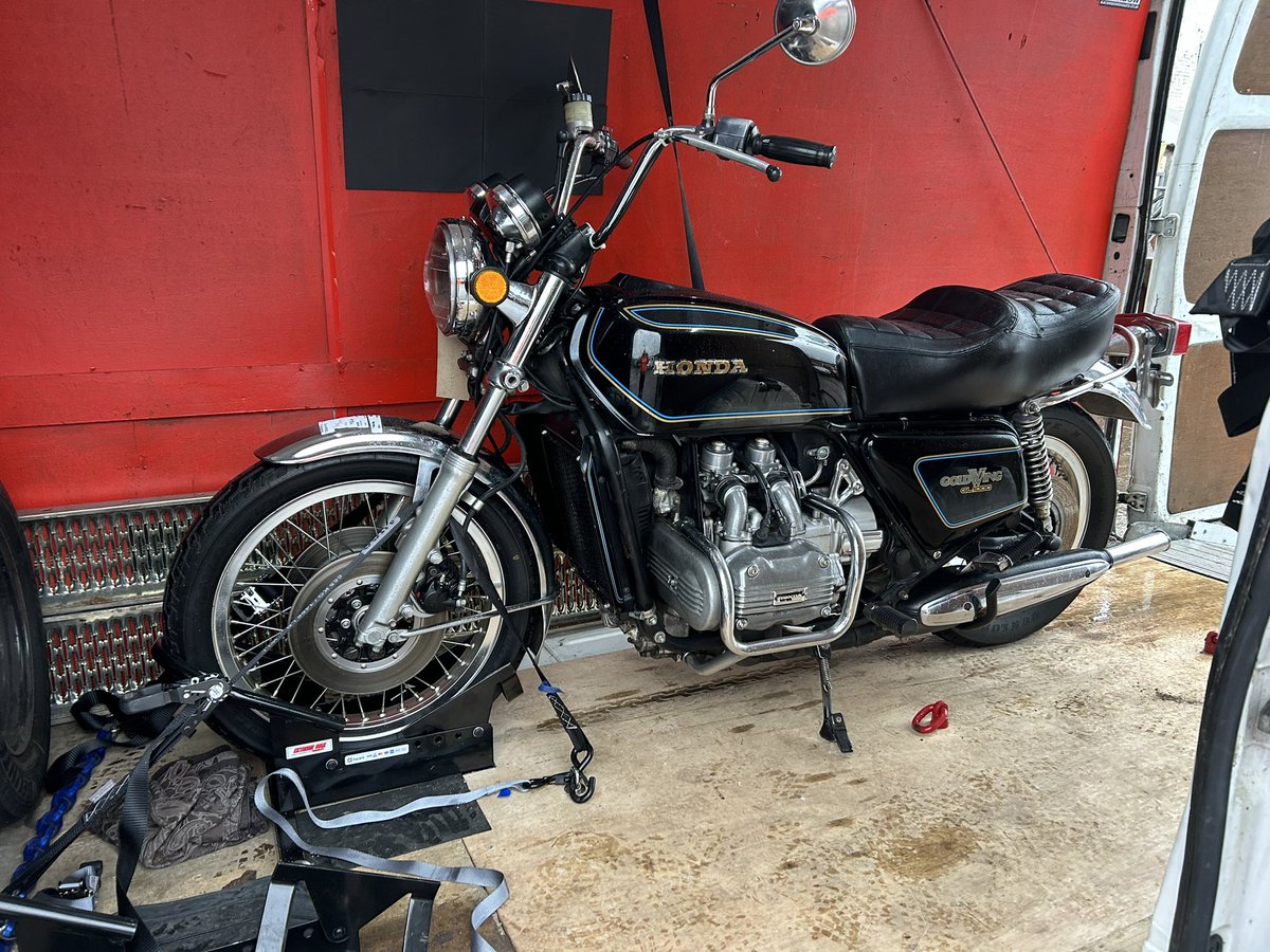 dc_motorcycle's tweet photo. The very fabulous Honda GL1000 Gold Wing transported today https://t.co/q6mb39Zqxy