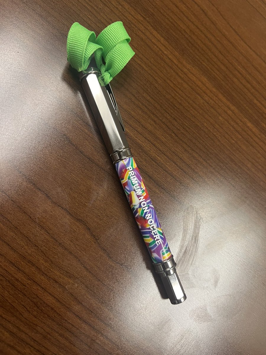 Lovely little gift for winning #IDTwitter jeopardy at last night’s @SocietyHospMed Central Ohio Chapter meeting! #MedTwitter #HowWeHospitalist. I won’t steal resident/student pens anymore 🤣😂🤣 Thanks to our President @RashmiGMD for organizing!
