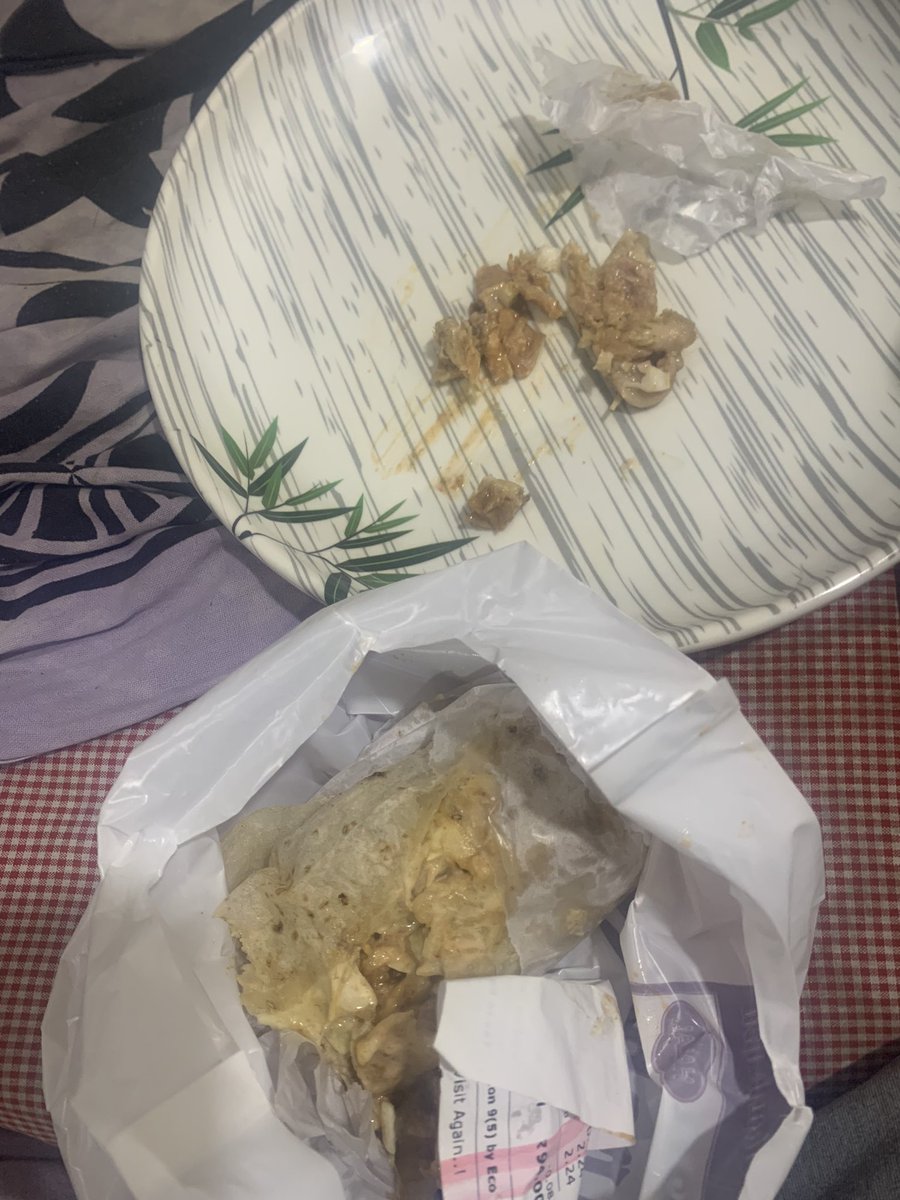 ShabareeshKasu1's tweet photo. @zomatocare @zomato @deepigoyal @zomatoin 

I ordered chicken shawarma, i got uncooked chicken in the shawarma, right way i went to need help option, i uploaded the images also and i got reply like for further assistance please write a mail. Is that how you treat your customers https://t.co/w5rjFISkyz