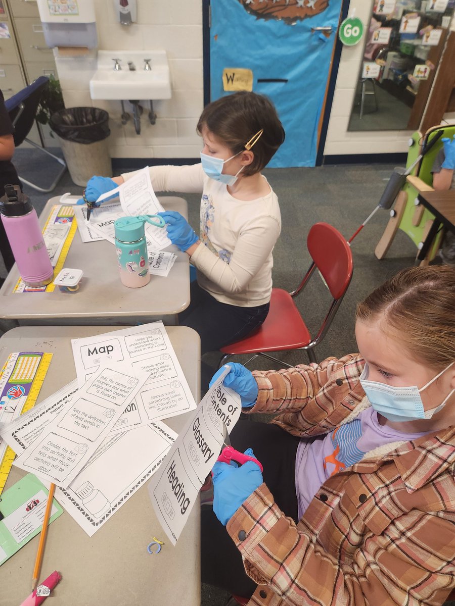 My medical professionals are prescribing the needed text features for their patients this morning. ❤️ <a href="/SilkHopeEagles/">SHSeagles</a>