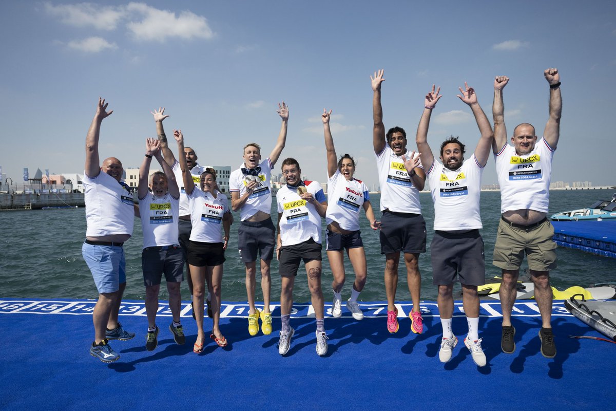 FFNatation's tweet photo. Avec 3 médailles dont 1 titre, l’équipe de France est première au classement des nations sur ces championnats du monde à très exactement 174 jours du 10km à @Paris2024 🏆
🎯 Next step : Jeux Okympiques
🗯️ L’aventure continue ! 
👏🏼 Bravo, et merci à tous ! 
#TeamFrance #Doha2024 https://t.co/KmGSfRDlcM
