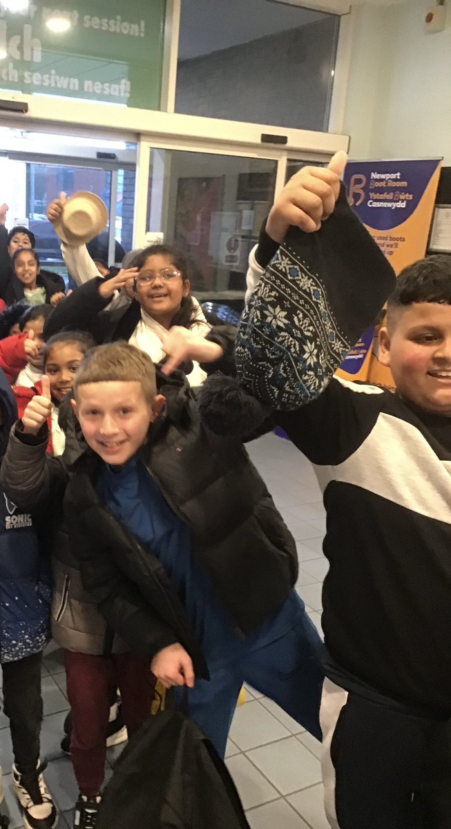 Y4Pill's tweet photo. So proud of Year 4 @Pill_Primary for being determined and resilient at their first swimming lesson today 🏊‍♂️@NewportLiveUK https://t.co/CsZKbuWMcc
