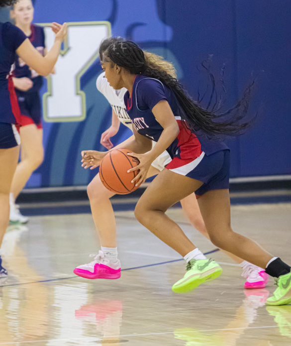 GC 🏀🐶LH tweet media