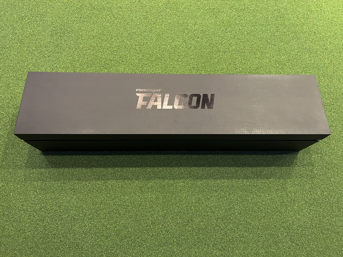 JamesMacCaig's tweet photo. The #ForesightFalcon has landed in Europe! @foresighteurope 

The new standard of overhead launch monitor technology. Utilising 4 ultra-high-speed cameras to directly measure all crucial ball and club data. 

#ForesightSports #Falcon #golf #simulation https://t.co/Oq5TLCcooq