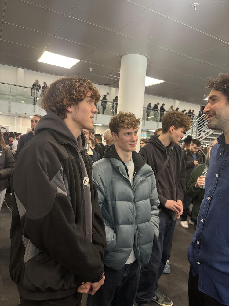 Yesterday a few of our eager U6th attended the brilliant RTS Careers Fair. They entered into the busy and exciting environment to seek guidance on work experience, CV’s, Portfolios and how to get into the Industry. @bedesseniorschool 
 #MediaStudies