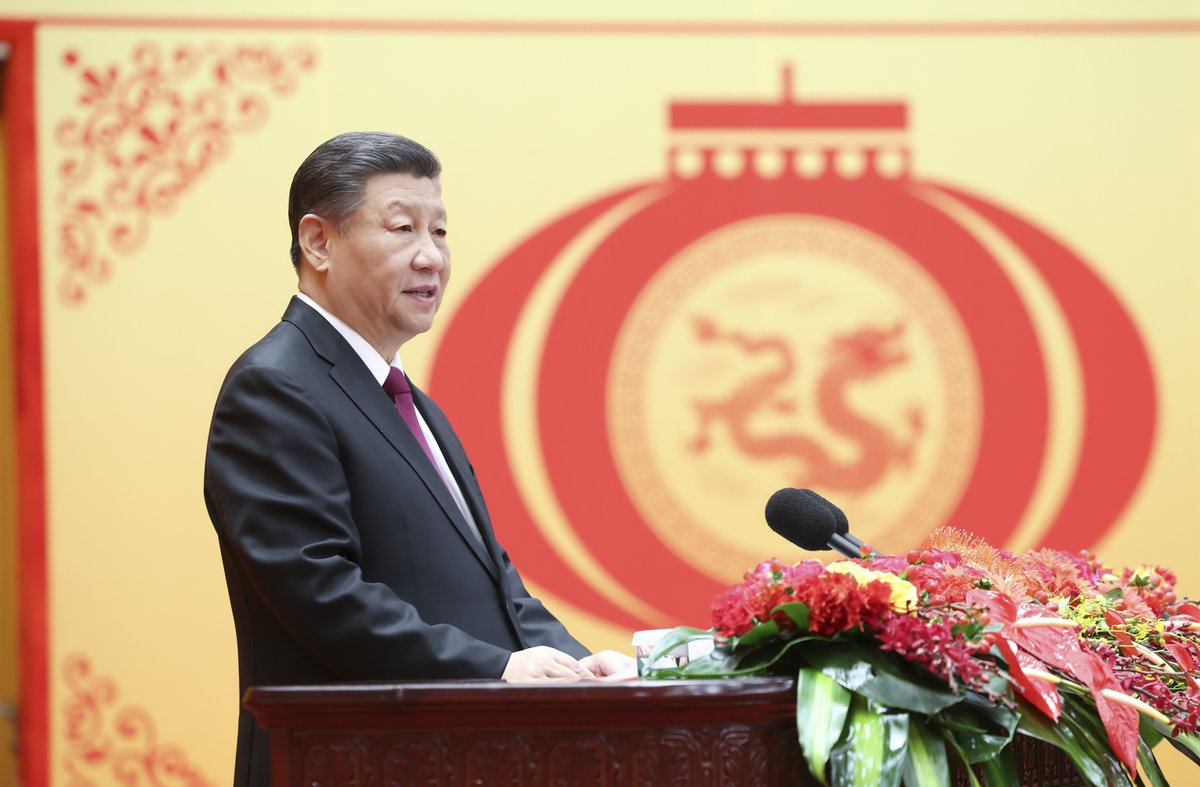 SpokespersonCHN's tweet photo. President Xi Jinping addressed a reception celebrating the 2024 #SpringFestival. Building a strong &amp; prosperous country &amp; realizing national rejuvenation in all respects through Chinese modernization is a bright path for the Chinese people to pursue a better &amp; happier life. https://t.co/1BmQfyCNv7