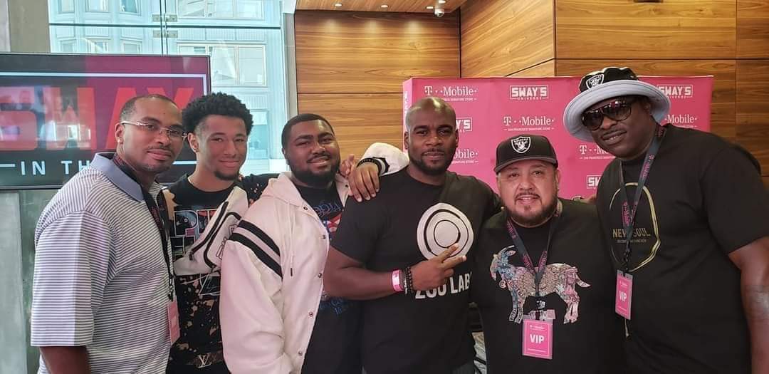 luxurytax8's tweet photo. Happy birthday tomorrow @ChuyGomez #legends #bayarea #Bayareaboss #yayarea #ewing23empire #ewing23 #RealPower #legend #iHeartRadio https://t.co/u8dGm48HXC