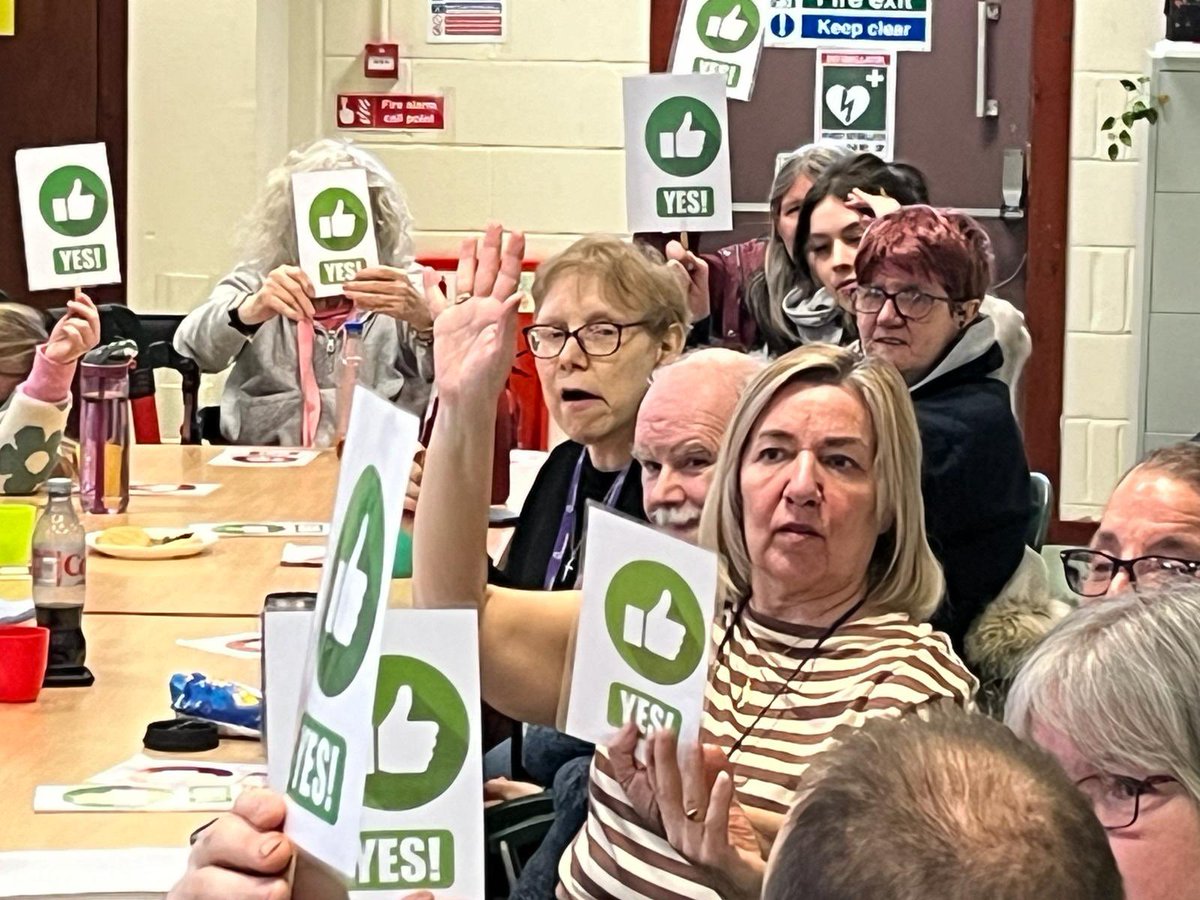 RichardBakerMP's tweet photo. Excellent, enthusiastic discussion at the Enable Glasgow Branch today at our latest @Enable_Tweets #RightsNow!consultation event on @scotgov #LDAN Bill. So many great points and issues from members to include in our response,and strong views this Bill is vital for real #inclusion https://t.co/YyECtgeChK